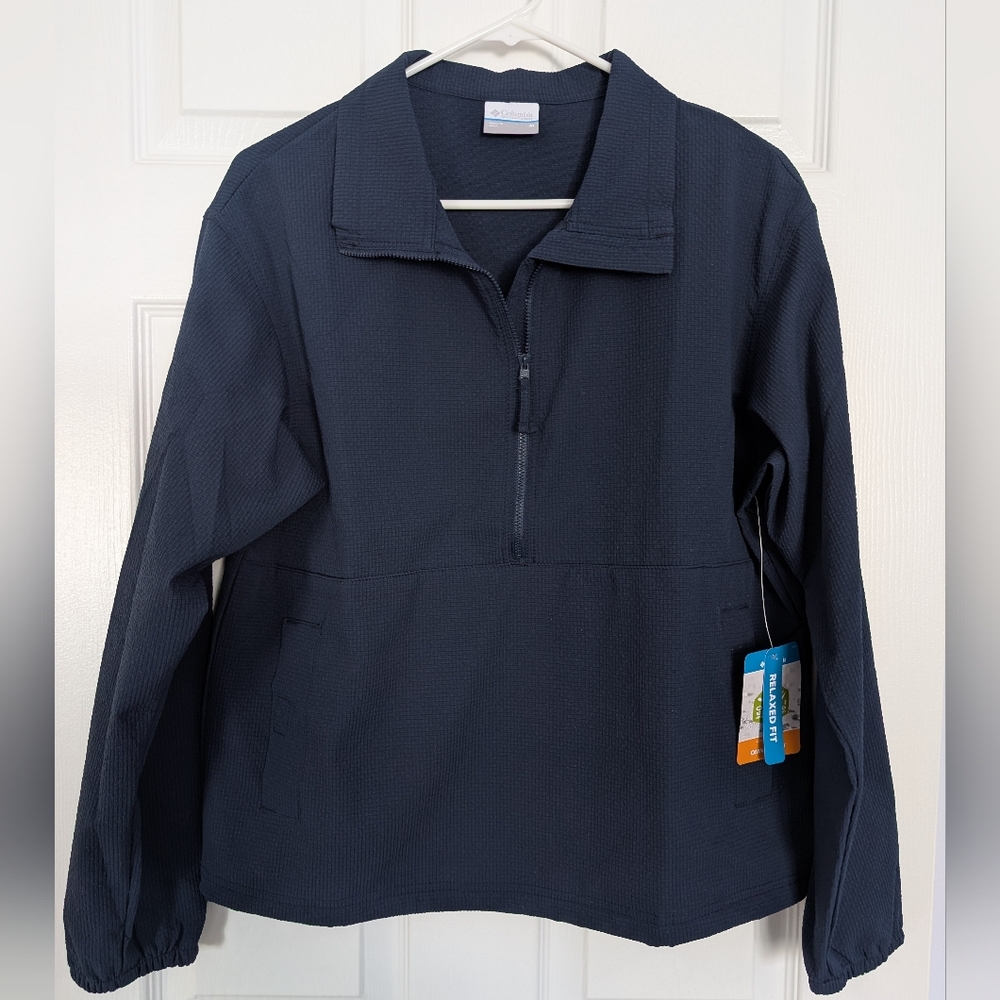 Columbia Women's Navy Seersucker For Summer Quarter-Zip Pullover Size Medium